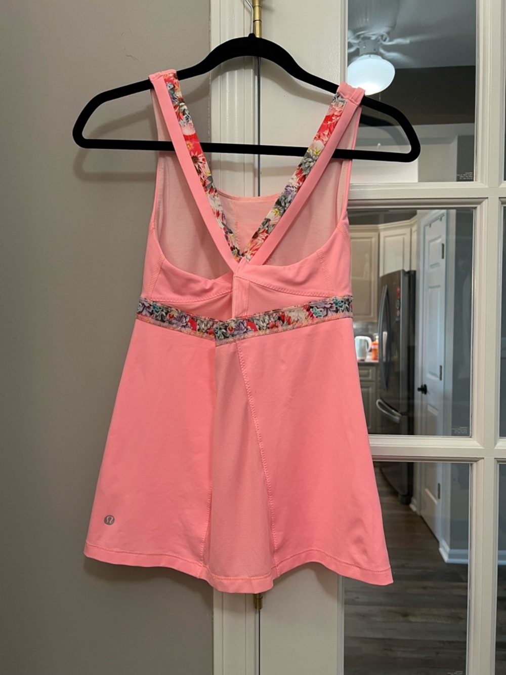 Beautiful lululemon athletica Pink Floral stuff your bra tank II - Picture 3 of 8